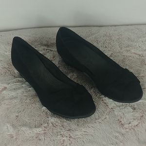 DexFlex Black Suede-Like Shoes